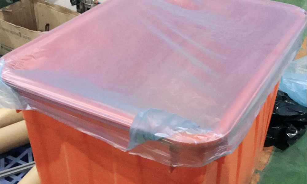 Why Most Bag Machines Can't Produce Pallet Covers — And What to Specify Instead