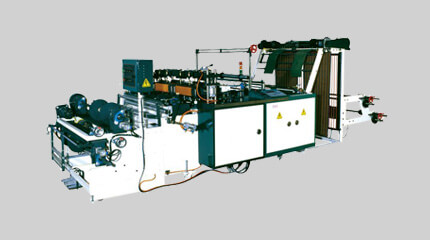 Semi-auto T-shirt bag on roll making machine (manual roll change)